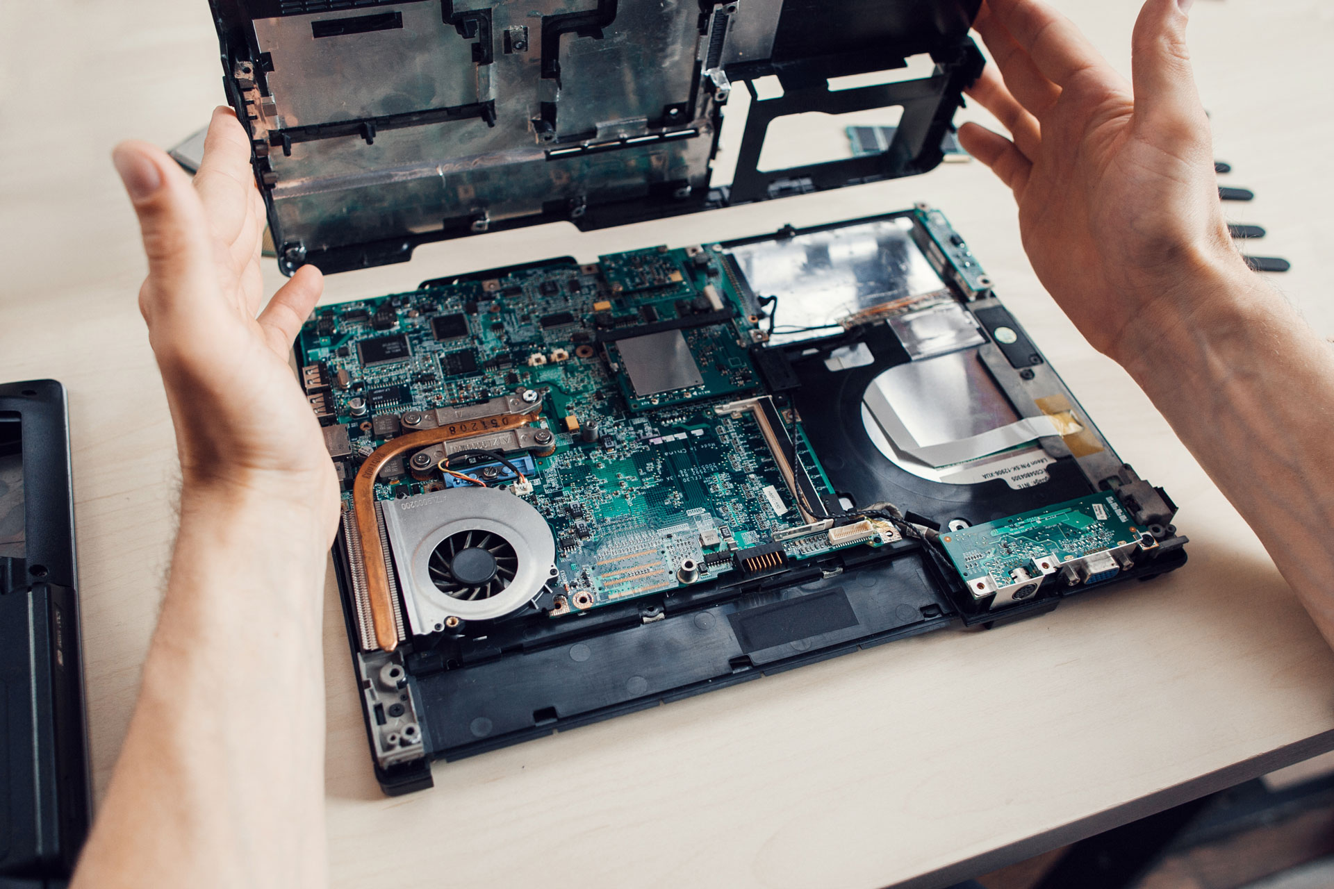 Our Laptop Repair Services: